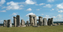 Stonehenge-England.jpg