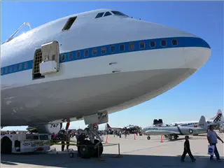 747