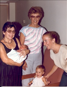 mom-jeff-esther-janet-tricia.jpg