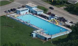 small_pool1.webp
